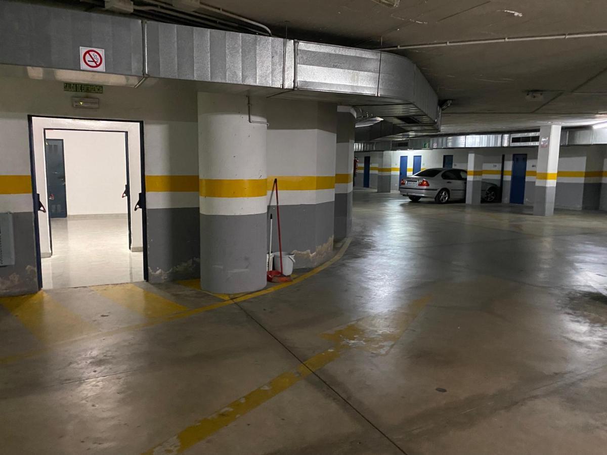 Апартаменты Acogedor Piso Con Parking Santa Justa Севилья Экстерьер фото