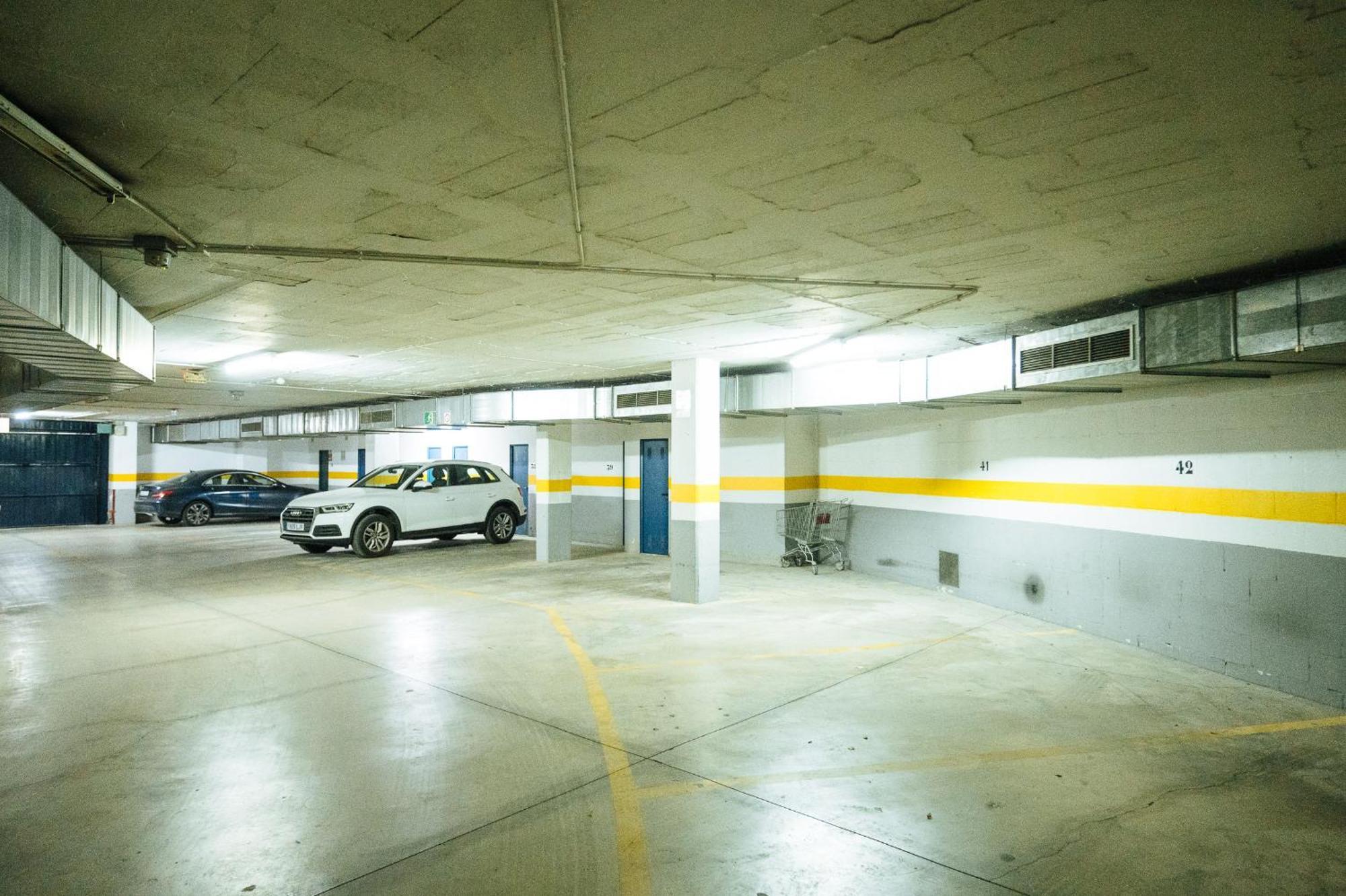 Апартаменты Acogedor Piso Con Parking Santa Justa Севилья Экстерьер фото